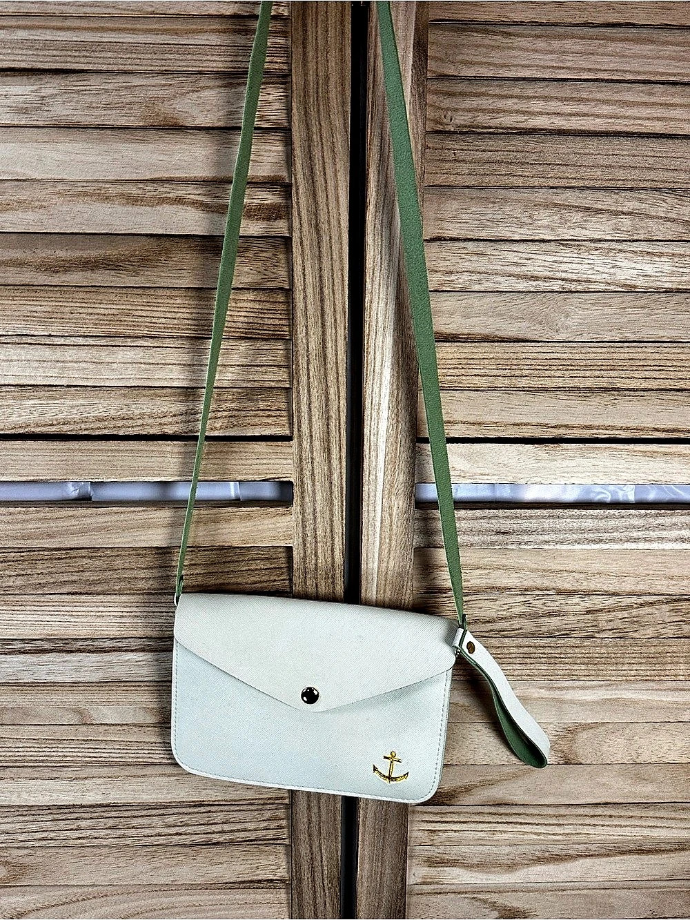 Top it Off Crossbody Bag in White & Green Like New